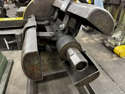 4,000 LB X 18" AMERICAN MODEL #60 PULL OFF COIL REEL UNCOILER: YOBRO #23927
