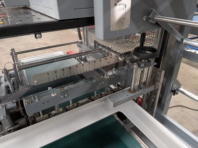 USED 2018 SHRINK TECH SYSTEMS AS-2024-AC AUTO SEALER