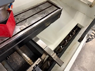 USED 2011 HAAS TM-2P