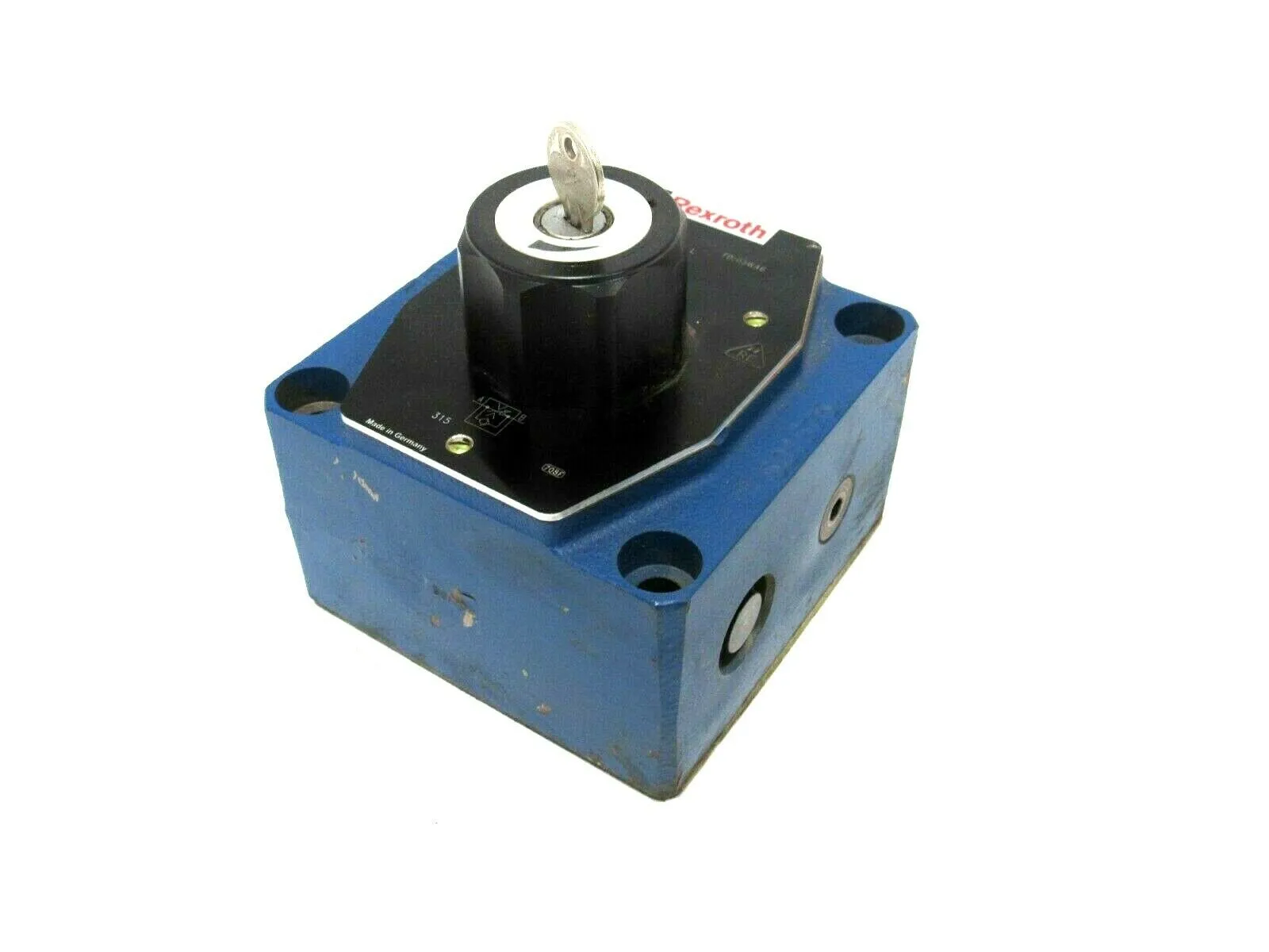NEW REXROTH R900423271 FLOW CONTROL VALVE 2-FRM-16-32/60L