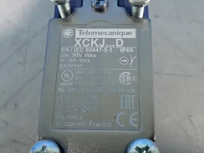 NEW TELEMECANIQUE XCKJD