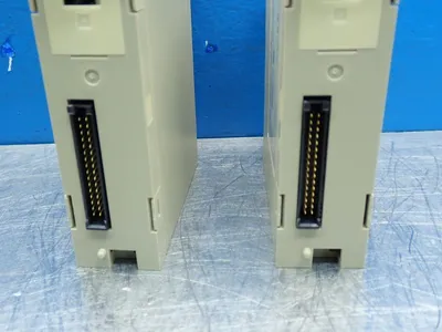 USED OMRON C200HOD212