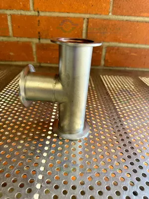 Used 3 WAY STAINLESS STEEL KF 50 NIPPLE VACUUM FITTING Valves/Fittings California US | Equipment Lab #1317011