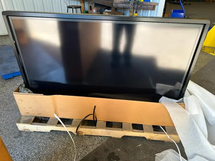 Used _UNKNOWN_ _UNKNOWN_ Commercial Audio/Visual Equipment Tennessee US | Myron Bowling Auctioneers Inc #1547618