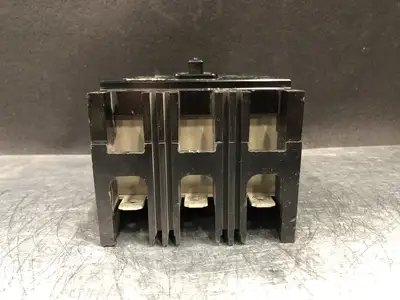 Used WESTINGHOUSE EB3015 Switchgears British Columbia CA | Lenmark #244102