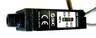 NEW SMC IS1000-01-X201 PRESSURE SWITCH IS100001X201