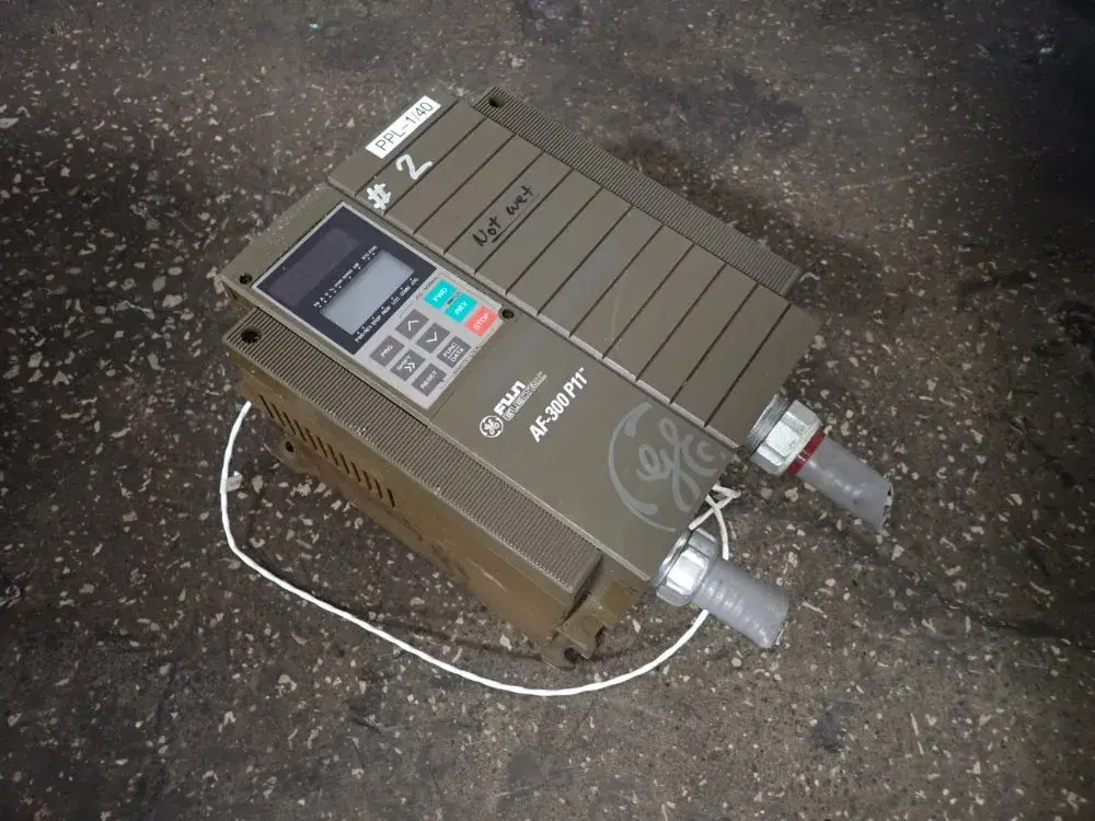USED FUJI ELECTRIC AF300 P11