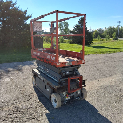 Used 2016 Skyjack SJ3219 Scissor Lifters Wisconsin US | Stack Equipment #1331991
