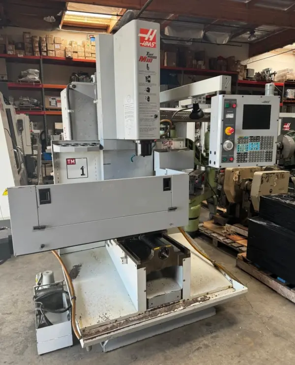 2006 HAAS TM-1 CNC Tool Room Vertical Mill Milling Machine CAT 40 Taper