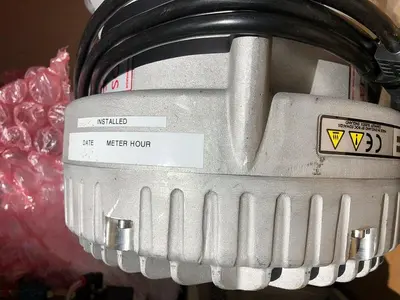 BOC EDWARDS XDS 35i DRY SCROLL VACUUM PUMP