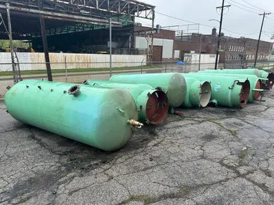WOOD INDUSTRIAL VERTICAL AIR STORAGE TANK: STOCK #23049