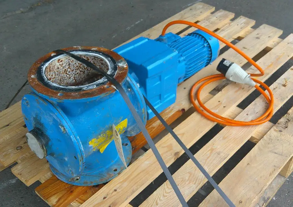 SPC9271  Valve 6" diameter CS rotary airlock feeder