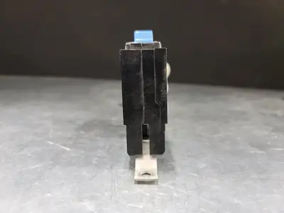 15 Amp, 1 Pole, 240 volts Circuit Breaker