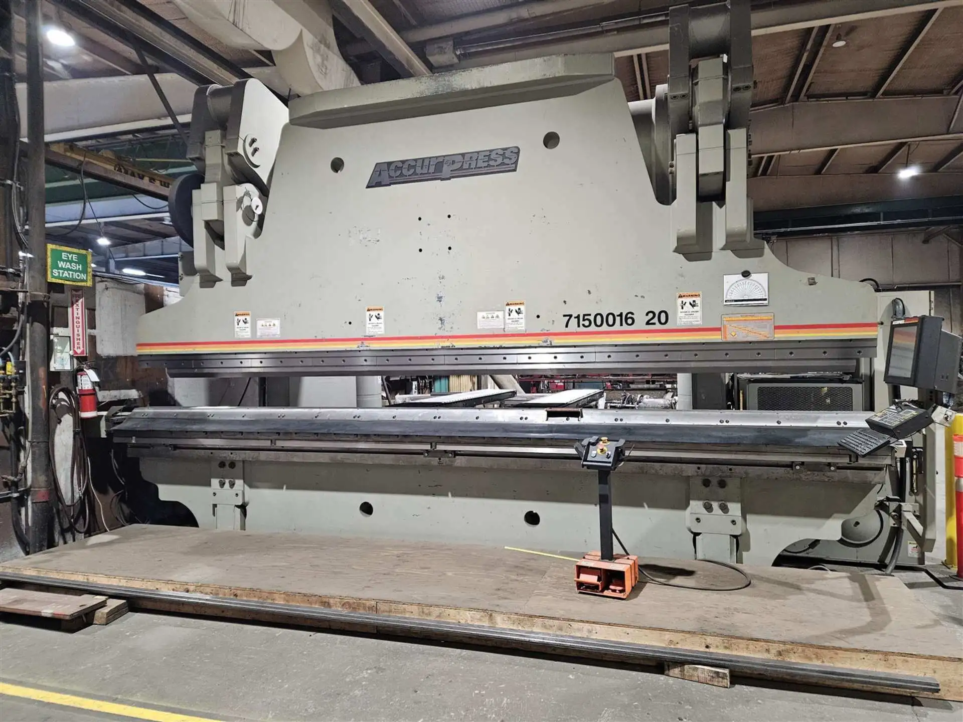 USED ACCURPRESS 7150016
