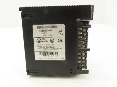 GE Fanuc IC693MDL940G Output Relay Module 2A 16PT