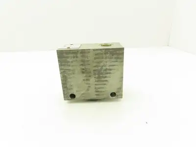 Dana 987618 Hydraulic Manifold Block W Flow Control Valve