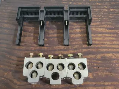 USED SCHNEIDER ELECTRIC 46961
