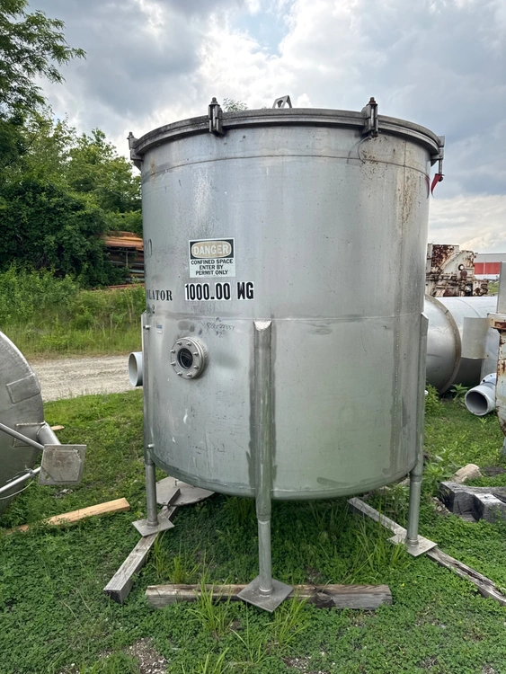 Used VENDOME COPPER & BRASS 1,000 GALLON Stainless Steel Tanks New Jersey US | Perry Equipment #123203