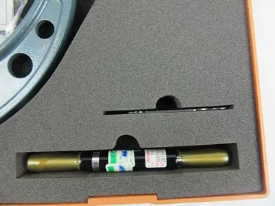 MITUTOYO 193-106 Digit Outside Micrometer, 125-150 mm, .01 mm with case