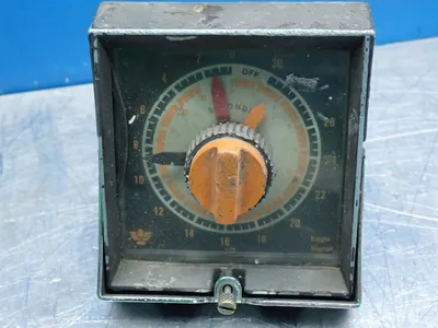 Used EAGLE SIGNAL CONTROLS HG100A6 Timers Ohio US | HGR 24 #884114