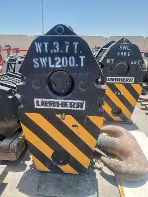 Used LIEBHERR LTM 1500-8.1 Rough Terrain Cranes Texas US | Uriquip #1421026