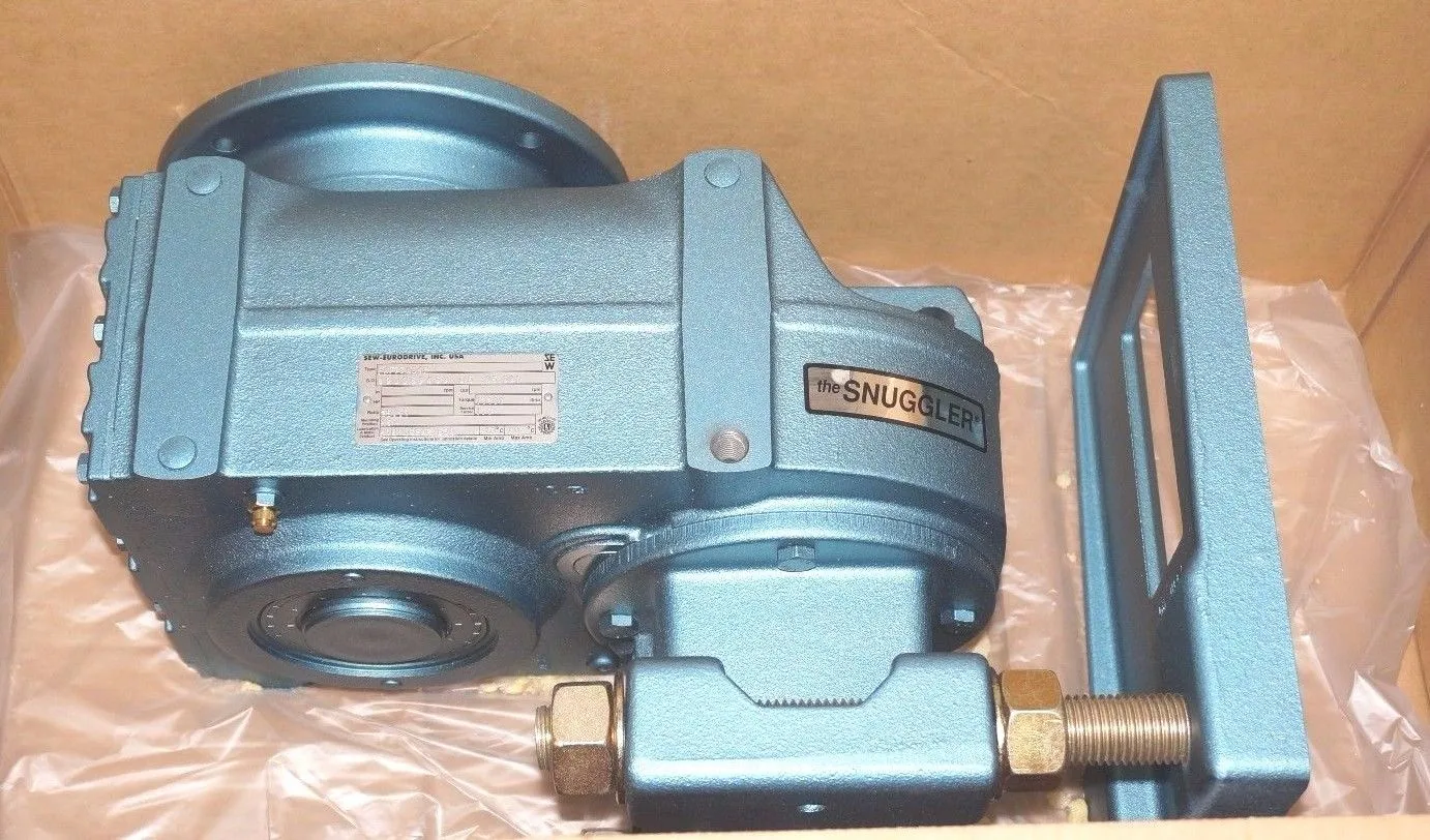 NEW SEW EURODRIVE FAF77AD4P SNUGGLER GEARBOX RATIO 25.50