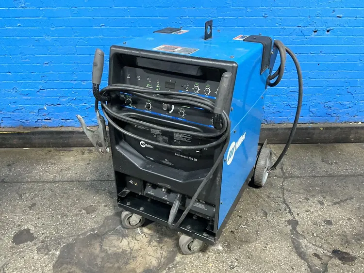 Used MILLER SYNCROWAVE 250DX Tig Welders Ohio US | HGR 24 #1265776
