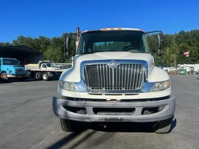 Used 2011 INTERNATIONAL 4400 Cab Chassis trucks Washington US | Puget Sound Truck Sales #1546515