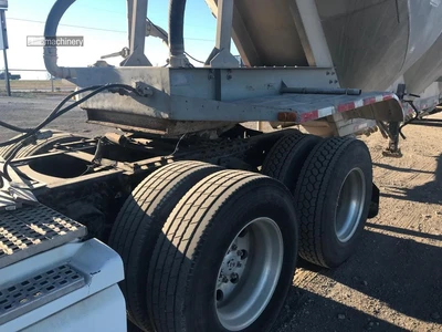Used 1975 FRUEHAUF _UNKNOWN_ Tanker Trailers California US | Lillo Machinery #1403814