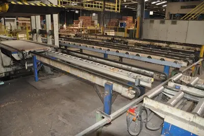USED VALETTE PANEL PRESS 410 TON