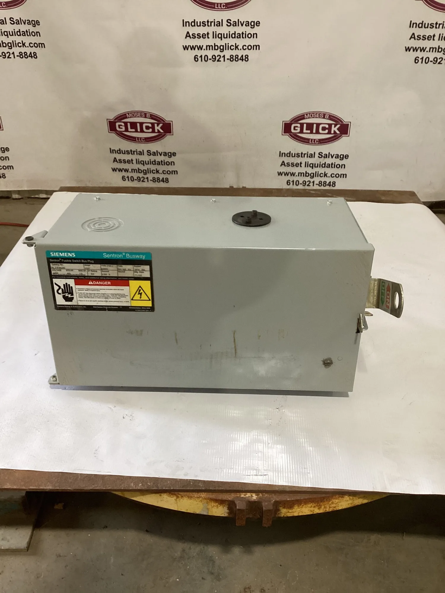 Siemens SLID3630 100A Fusible Switch Bus Plug Sentron Busway-NEW