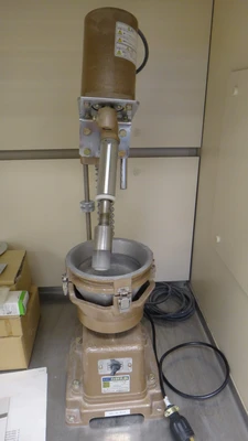 Nitto Kagaku Model ANM-1000 Auto Mortar Grinder