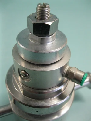 Lot of (2) 1/2"  Sanitary Tescom Regulator F12