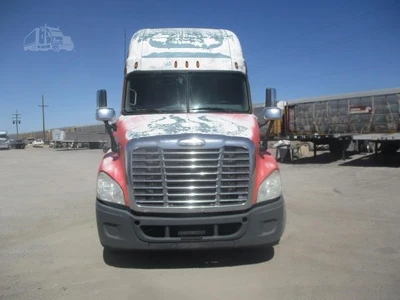 Used 2013 FREIGHTLINER CASCADIA 125 Conventional trucks Arizona US | Tuscon Trux & Equipment Sales #1542904