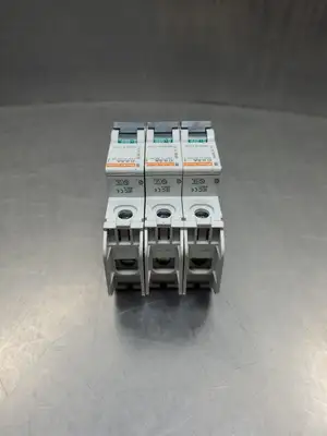 USED Merlin Gerin 60100 MULTI 9 C60 Circuit Breaker, 0.5A, 240VAC, 60VDC