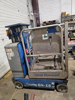 Used GENIE GR-15 Manlifts British Columbia CA | Lenmark #1426271