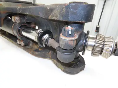 Yale 370401 Forklift Dual-Wheel Rear Steer Axle Assembly ERC080HDN36SV084