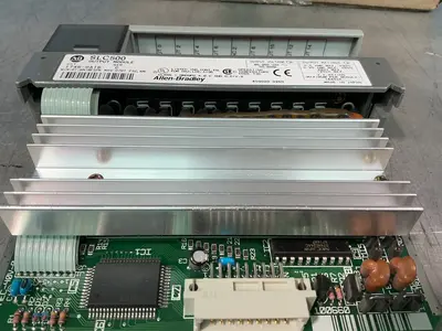Used ALLENBRADLEY 1746OA16 PLC Input & Output Ohio US | HGR 24 #1507696