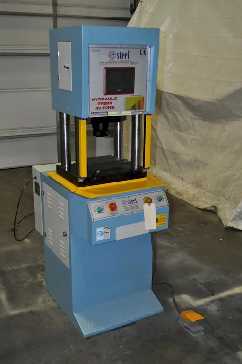 Used _UNKNOWN_ SPMS-40-V2 Hydraulic Presses | D & D Industries #438077