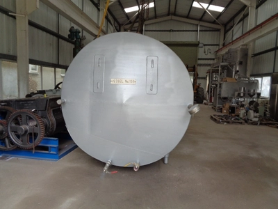 9000 L S/S Horizontal Insulated Tank