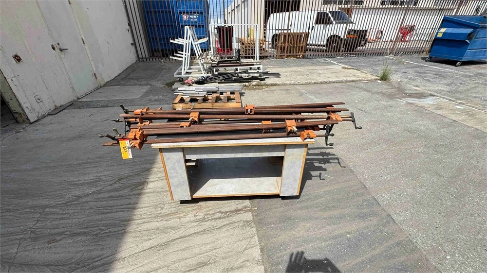 Used _UNKNOWN_ _UNKNOWN_ Woodworking Assembly Clamps California US | MachineryMax #1393307