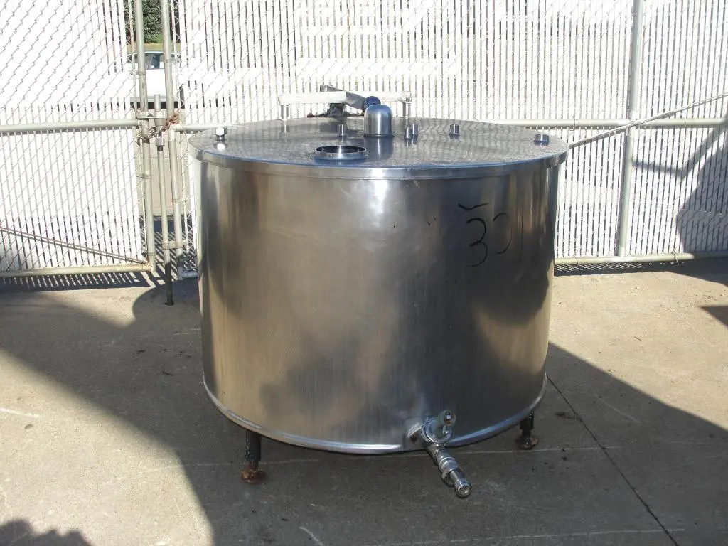 SPC7433  Kettle 250 gallon Pfaudler processor kettle, 125 PSI psi jacket rating, Stainless Steel