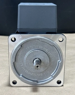 NEW Oriental Motor 5IK60GU-SWT