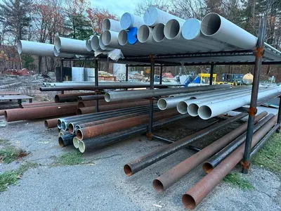 LARGE AMOUNT OF CAST, STAINLESS STEEL, ALUMINUM, GALVINIZED AND PVC PIPES