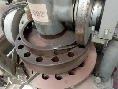 Manesty model D3A 16 station tablet press