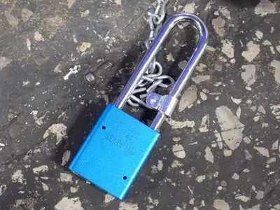 USED AMERICAN LOCK COMPANY 40F621
