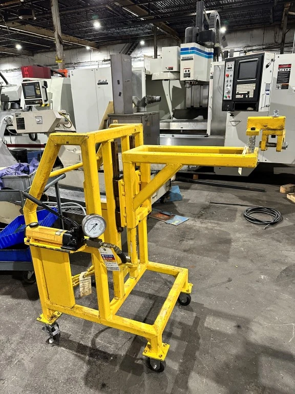 ENERPAC 5 TON HYDRAULIC SHOP LIFT