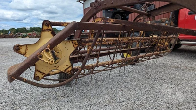 USED NEW HOLLAND ROLABAR 56