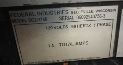 130-0129 Federal Industries SGD3148 31” Full Service Dry Bakery Case