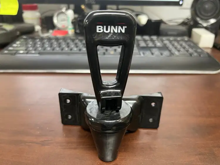 Used Bunn Used Bunn 42700.0050 Coffee Server Urn Faucet Assembly Faucets / Sprayers Illinois US | Falcon Restaurant Supply #1376347